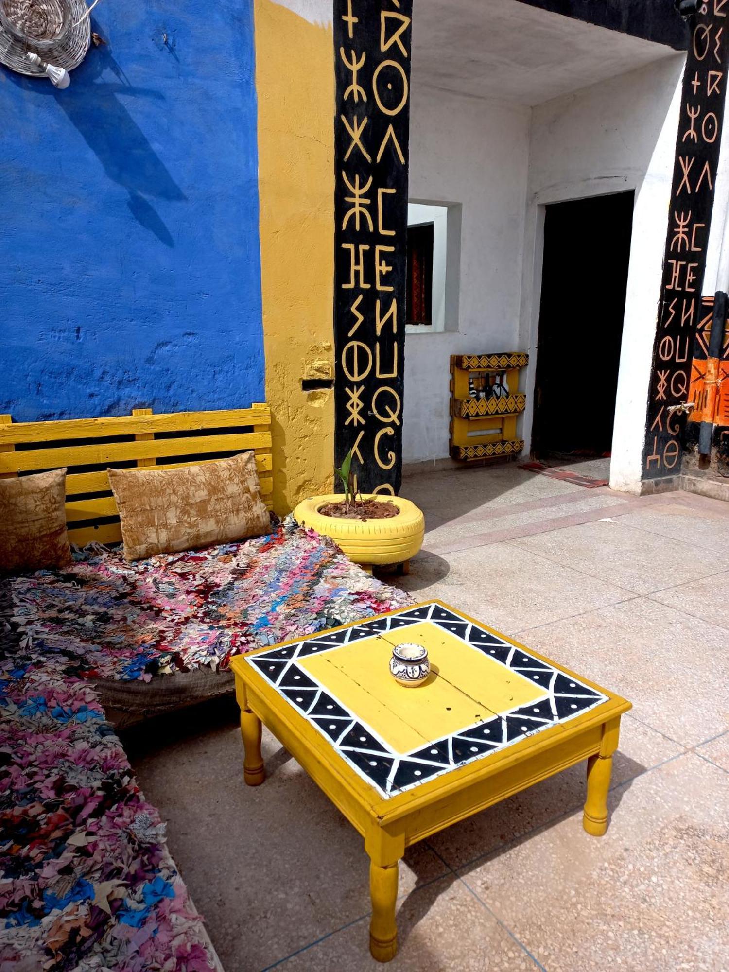 Berber Famelly Room Ouarzazate Buitenkant foto